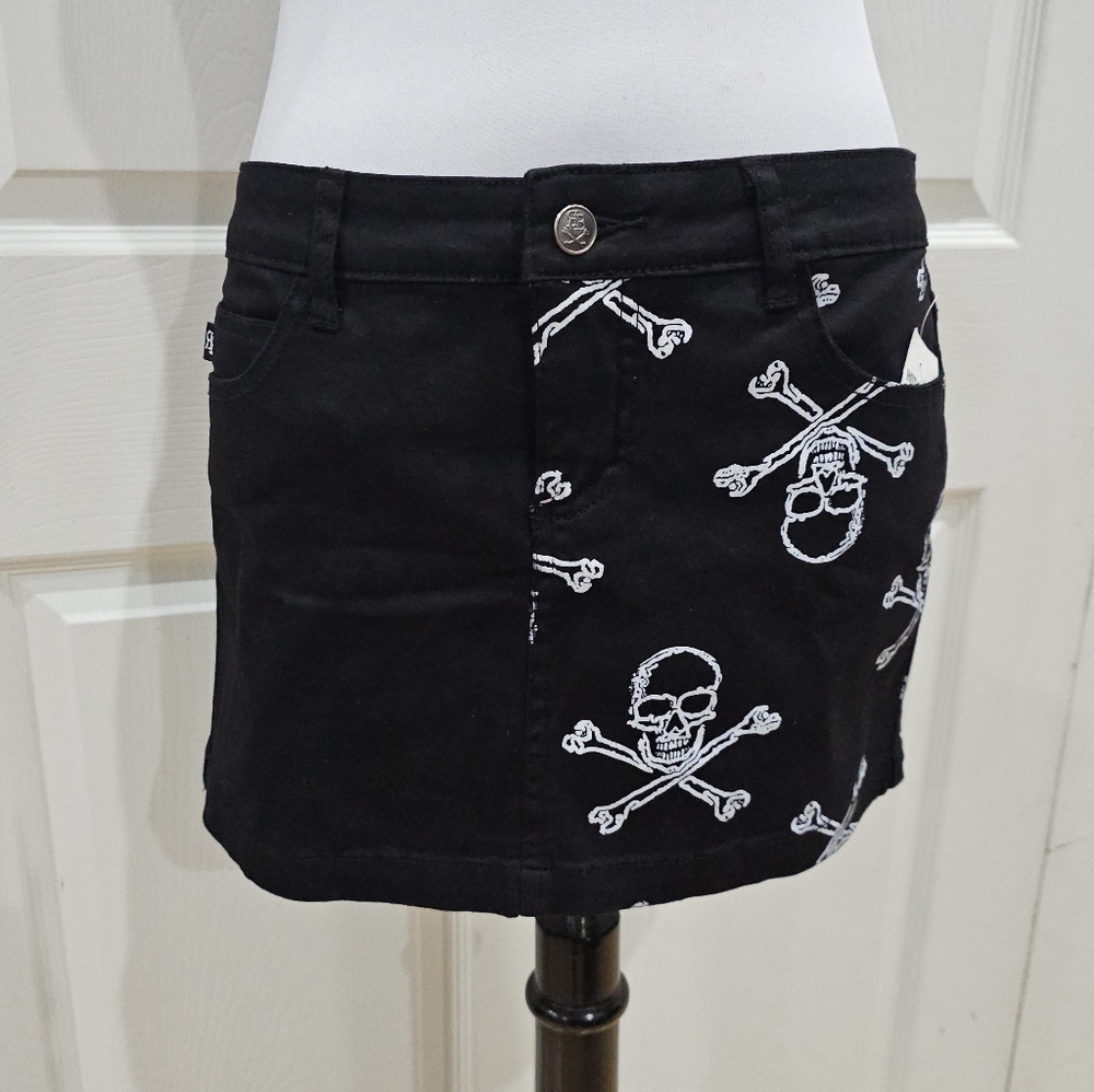 Vintage Y2K Hot Topic Goth Tripp Royal Bones Black White Split Skull Mini Skirt